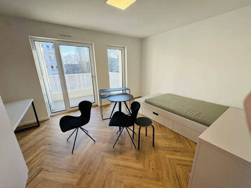 Modernes voll möbliertes Aprtment mit Balkon! — photo 1